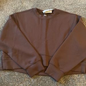 NWT, A&F YPB cropped sweatshirt large